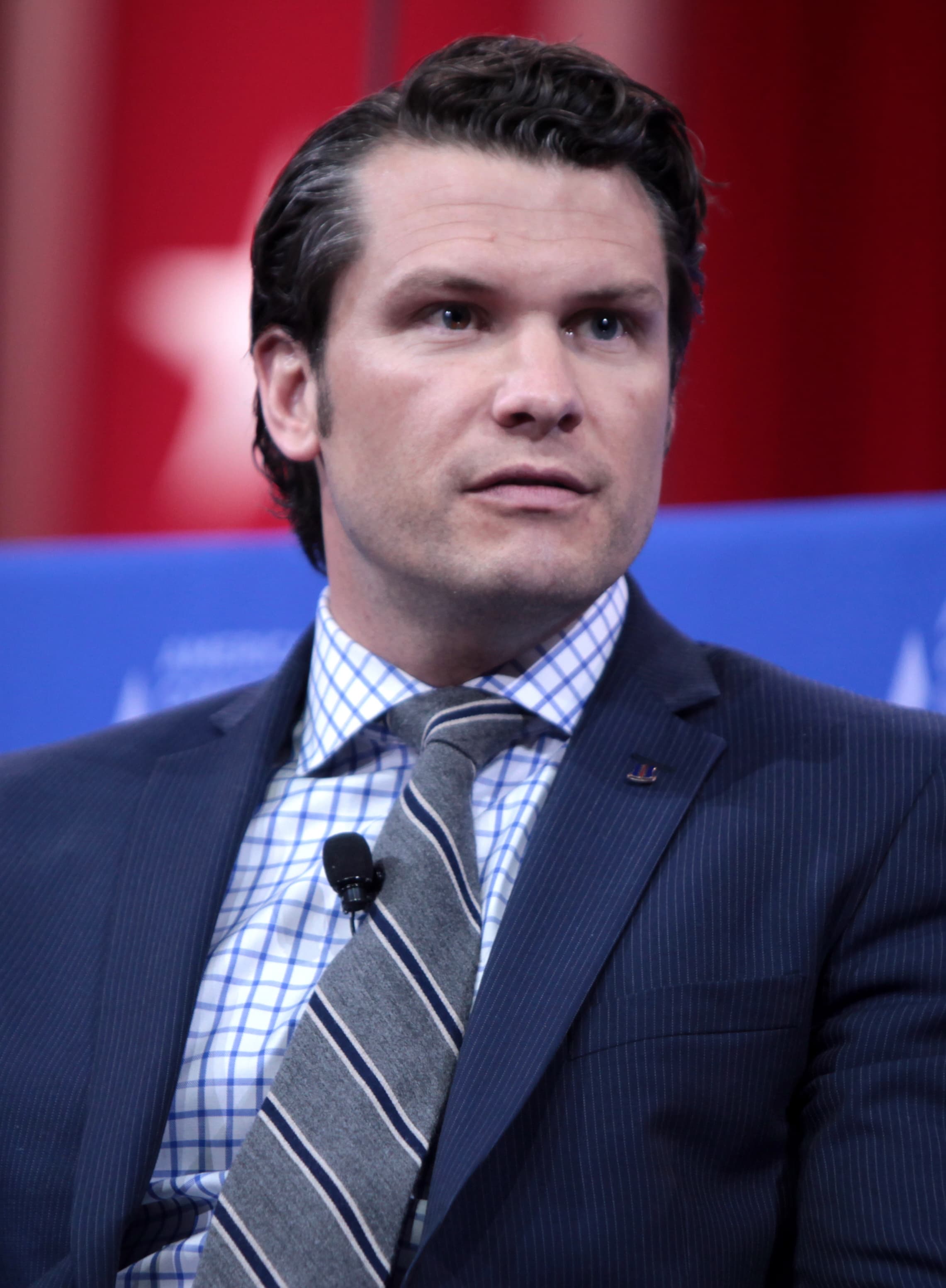 Pete Hegseth annonce des tests de testostérone annuels pour les soldats américains de 30 ans et plus